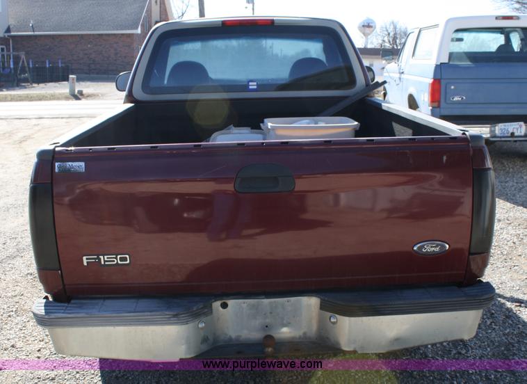 image for item 4927 1998 Ford F150 XL pickup truck