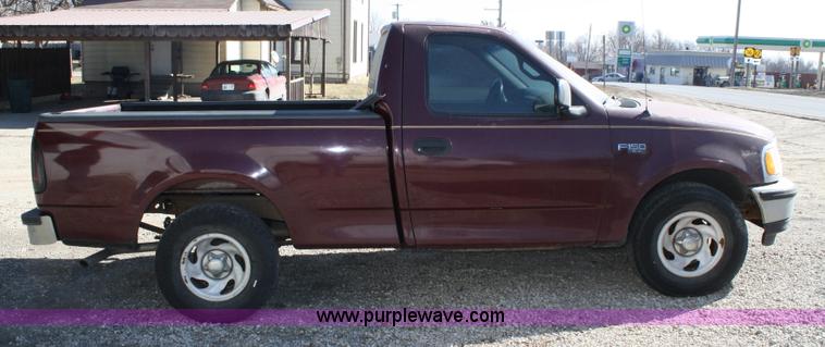 image for item 4927 1998 Ford F150 XL pickup truck