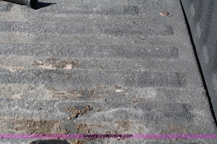 image for item 4927 1998 Ford F150 XL pickup truck