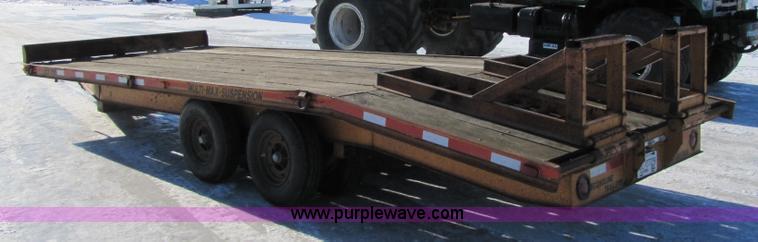 image for item 5304 1990 Econoline 22' flatbed trailer