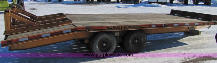 image for item 5304 1990 Econoline 22' flatbed trailer