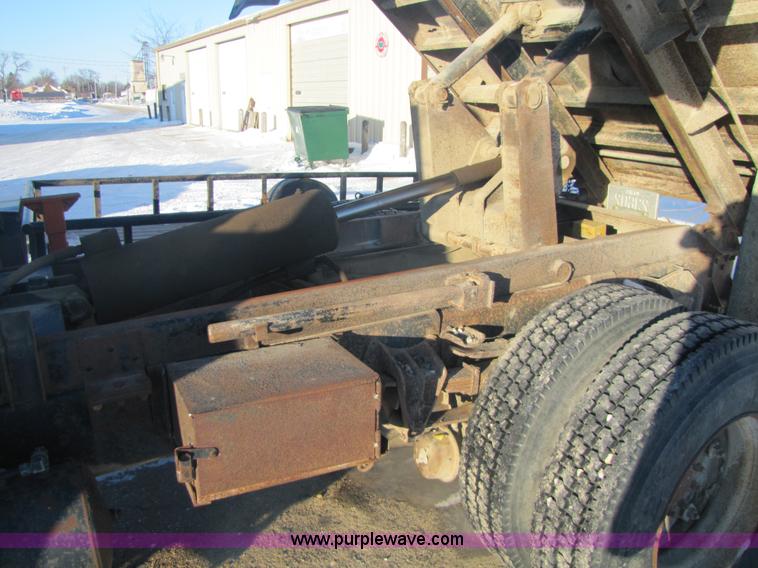 image for item 5311 1984 International 1954 dump truck