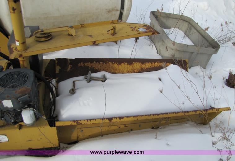 image for item 5353 (2) Vermeer MT300