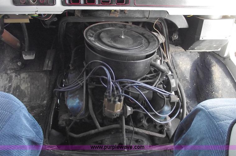 image for item 5422 Dodge V8 360 engine and transmission