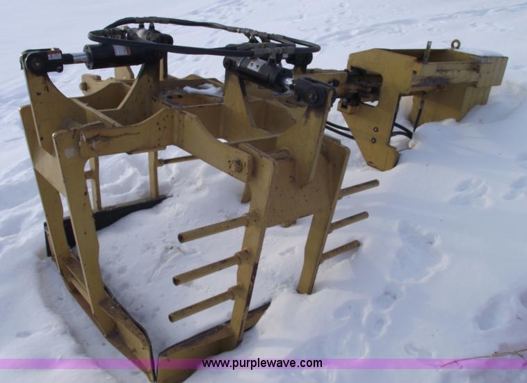 image for item 5423 Tygard layer picking forklift attachment