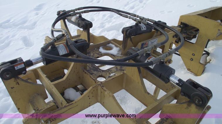 image for item 5423 Tygard layer picking forklift attachment