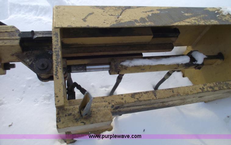 image for item 5423 Tygard layer picking forklift attachment