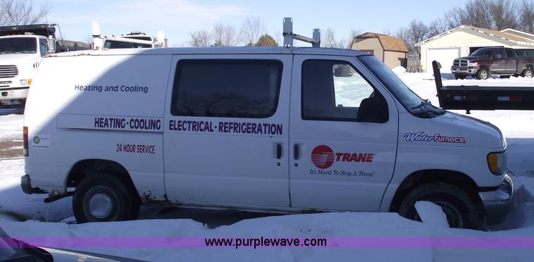 image for item 5489 1994 Ford E250 cargo van