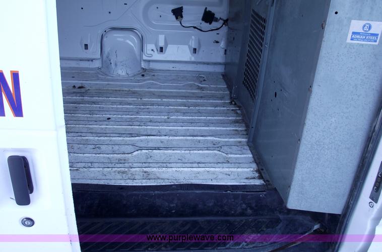 image for item 5489 1994 Ford E250 cargo van