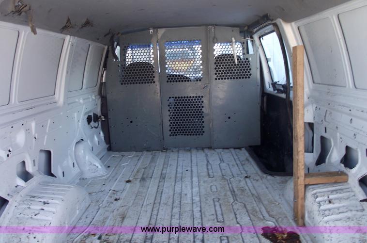 image for item 5489 1994 Ford E250 cargo van