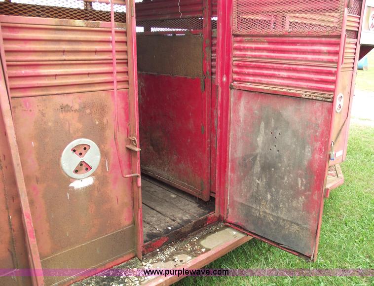 image for item 5868 1996 Bonanza stock trailer