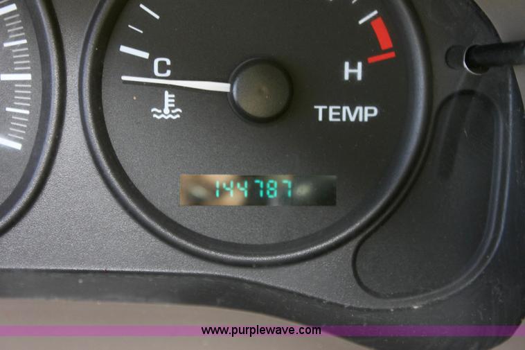 image for item 6080 2003 Oldsmobile Silhouette mini van