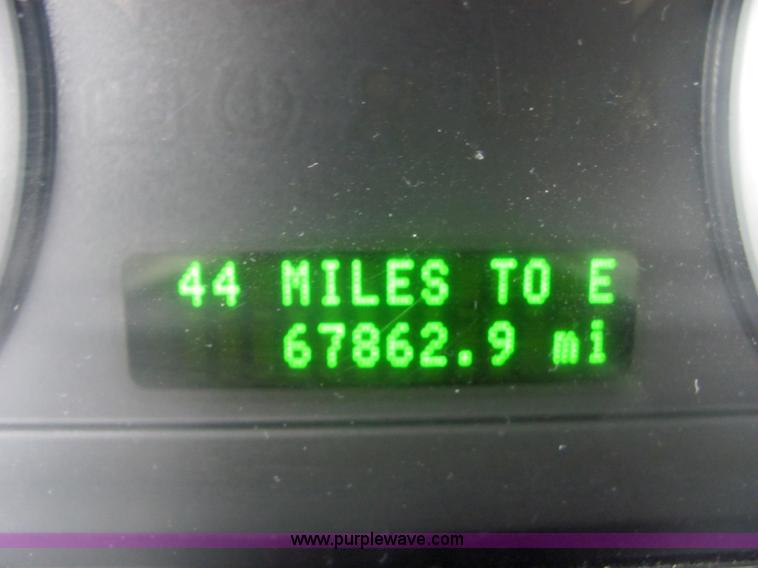 image for item 6836 2006 Ford Fusion SE