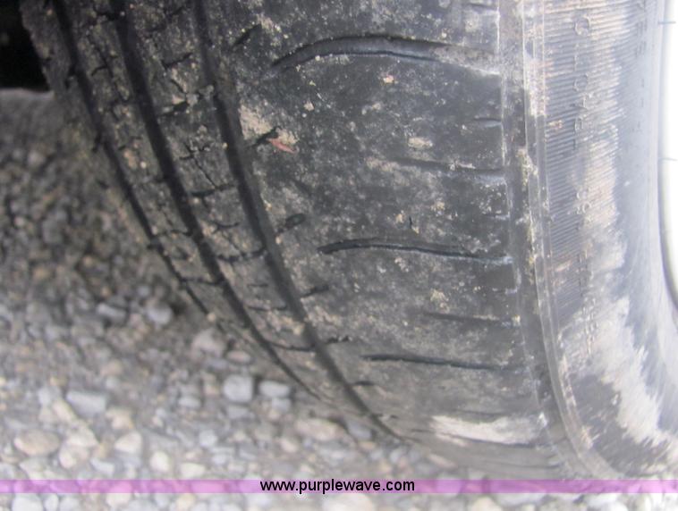 image for item 6836 2006 Ford Fusion SE