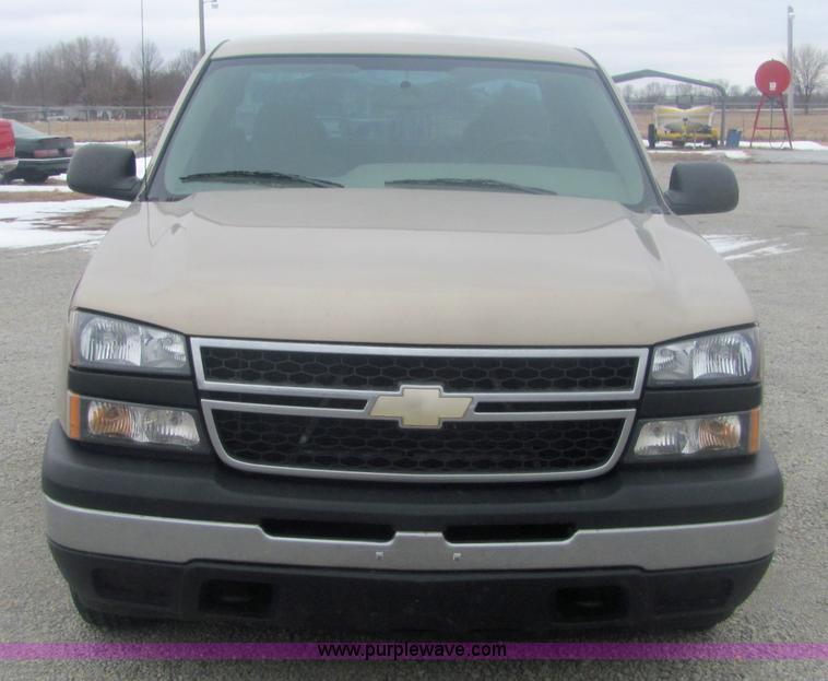 image for item 6837 2006 Chevrolet Silverado extended cab four door pickup truck