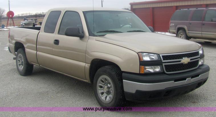 image for item 6837 2006 Chevrolet Silverado extended cab four door pickup truck