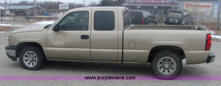 image for item 6837 2006 Chevrolet Silverado extended cab four door pickup truck