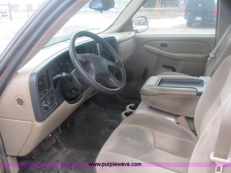 image for item 6837 2006 Chevrolet Silverado extended cab four door pickup truck