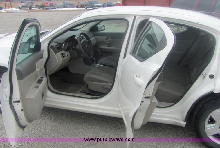 image for item 6838 2008 Dodge Avenger SE