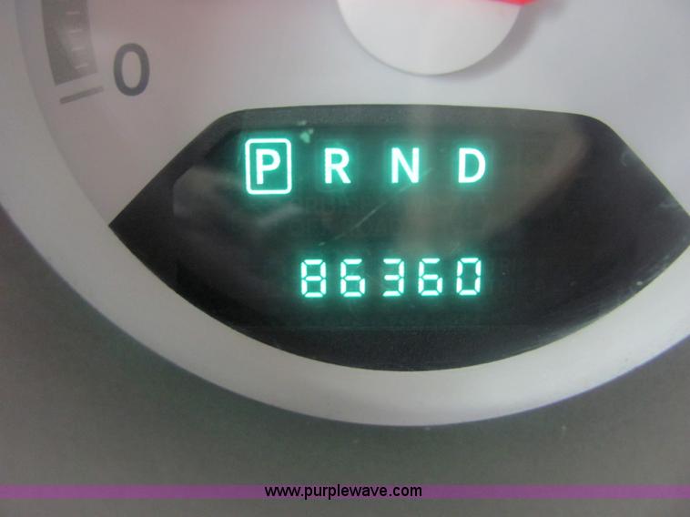 image for item 6838 2008 Dodge Avenger SE