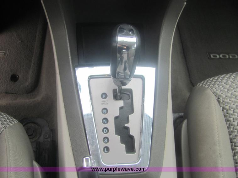 image for item 6838 2008 Dodge Avenger SE
