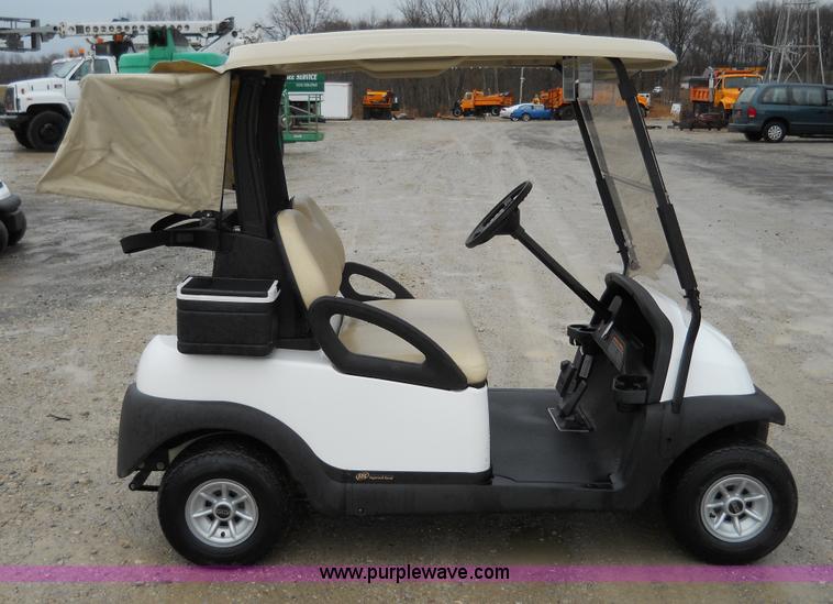 image for item 7781 2008 Ingersoll Rand Club Car golf cart