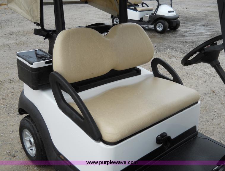 image for item 7781 2008 Ingersoll Rand Club Car golf cart