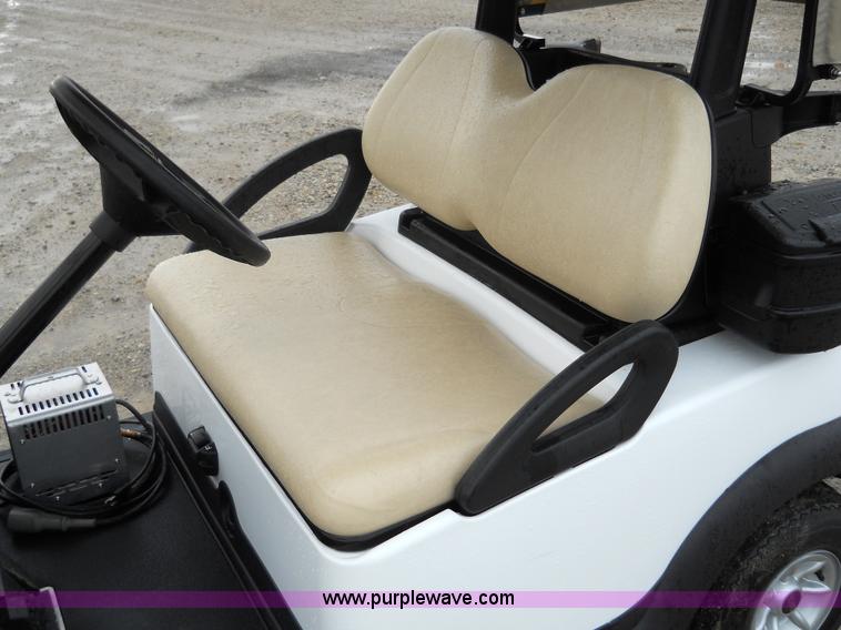 image for item 7783 2008 Ingersoll Rand Club Car golf cart