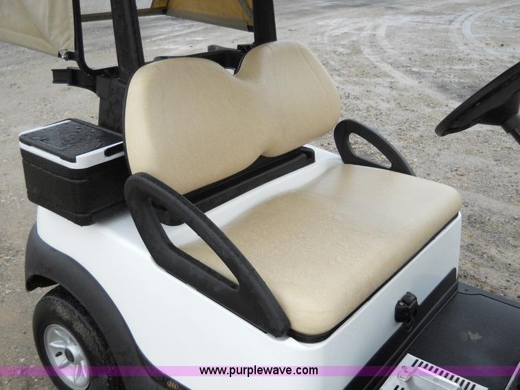 image for item 7783 2008 Ingersoll Rand Club Car golf cart