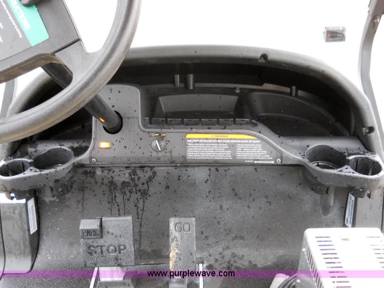 image for item 7783 2008 Ingersoll Rand Club Car golf cart