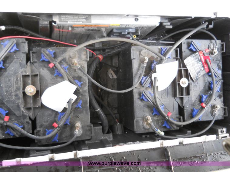 image for item 7783 2008 Ingersoll Rand Club Car golf cart