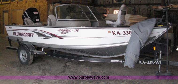 image for item 8208 2006 Alumacraft Dominator Sport 175 utility/fishing boat