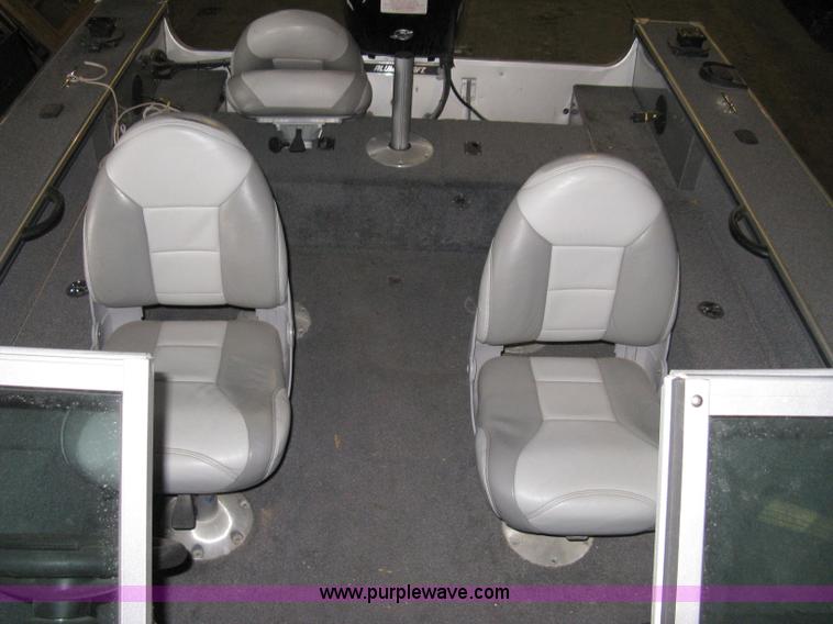 image for item 8208 2006 Alumacraft Dominator Sport 175 utility/fishing boat