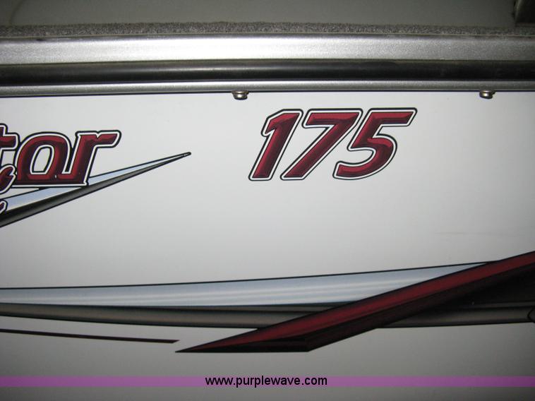 image for item 8208 2006 Alumacraft Dominator Sport 175 utility/fishing boat