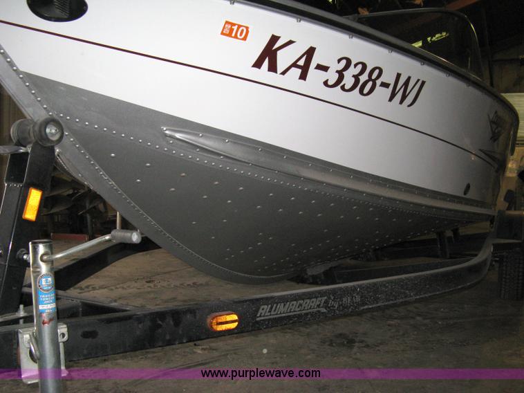 image for item 8208 2006 Alumacraft Dominator Sport 175 utility/fishing boat