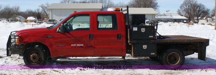 image for item 4830 2000 Ford F350 XLT Super Duty crew cab pickup truck