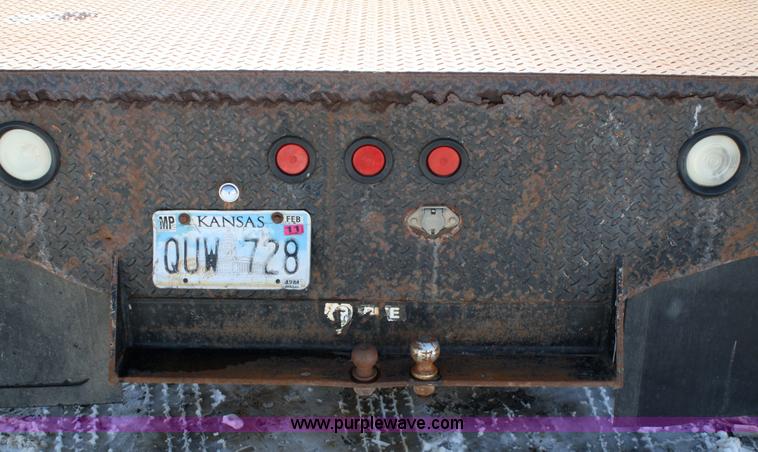 image for item 4830 2000 Ford F350 XLT Super Duty crew cab pickup truck