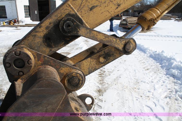 image for item 4833 1996 Caterpillar 320L hydraulic excavator