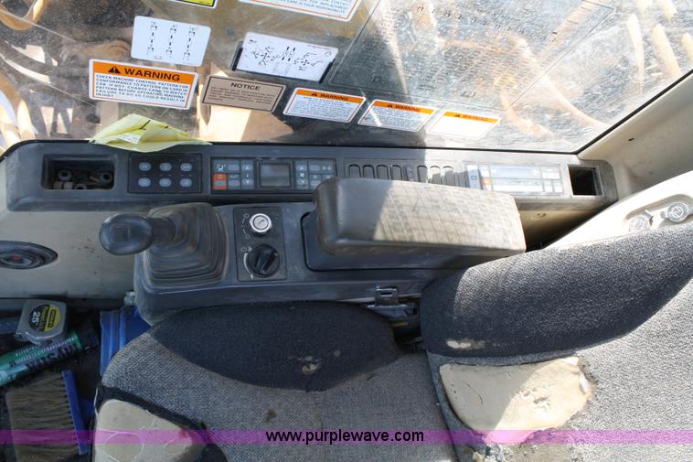 image for item 4836 2004 Caterpillar 320CL hydraulic excavator