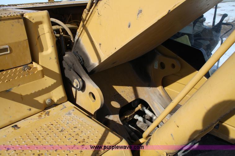 image for item 4836 2004 Caterpillar 320CL hydraulic excavator