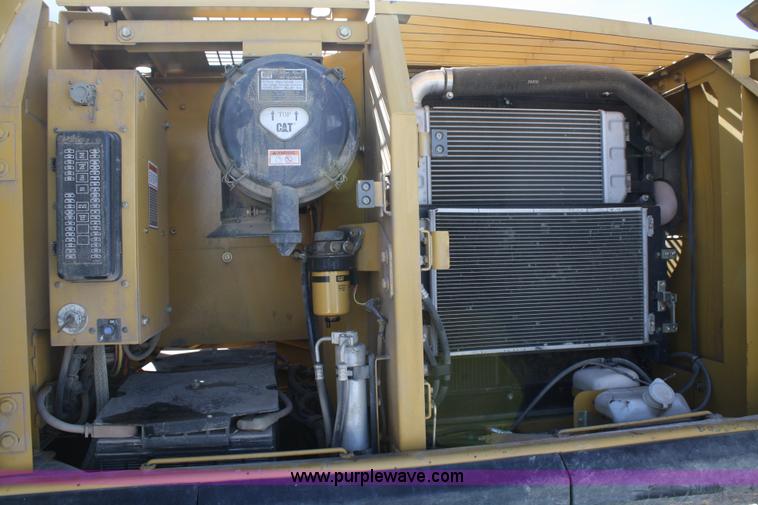 image for item 4836 2004 Caterpillar 320CL hydraulic excavator