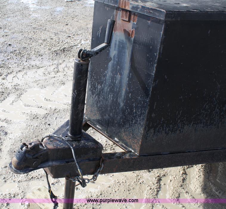 image for item 4839 1997 Maverick tool trailer