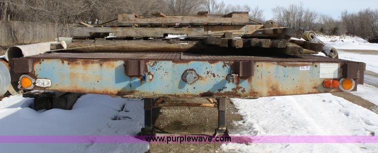 image for item 4840 1944 Wilson 40' flatbed trailer