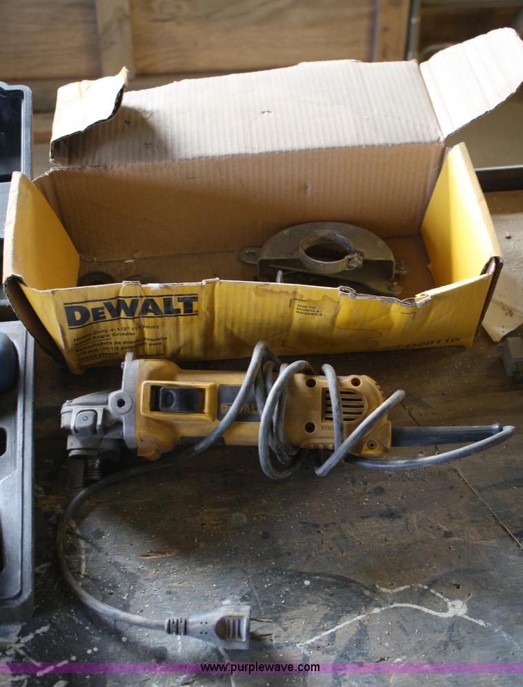 image for item 4845 Assorted tools