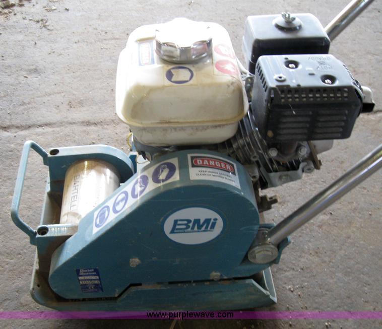 image for item 4858 Bartel B1318 plate compactor