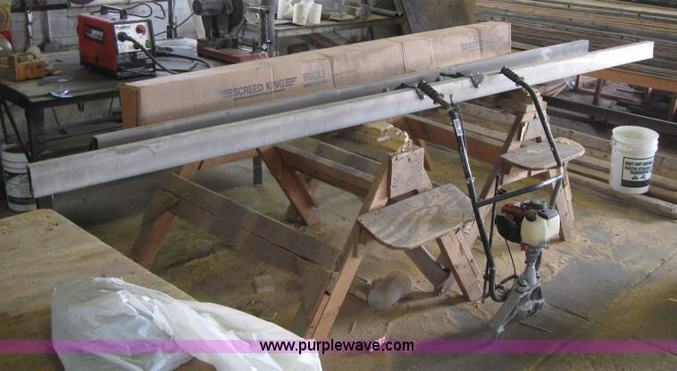 image for item 4863 Screed King power screed