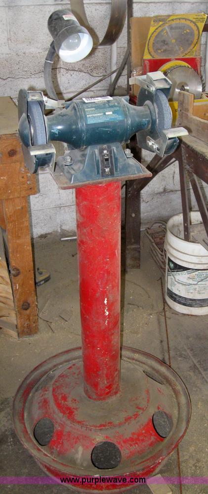 image for item 4875 Black & Decker grinder on stand