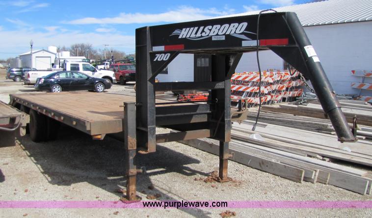 image for item 5123 2006 Hillsboro goose neck trailer
