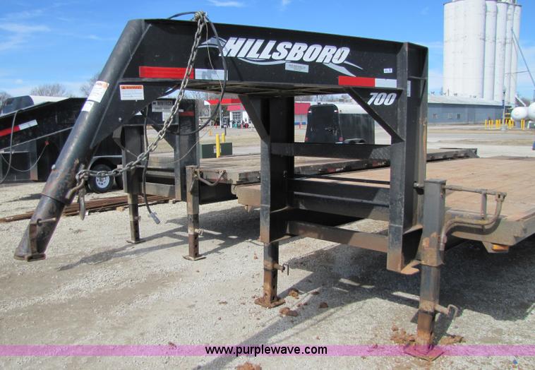 image for item 5123 2006 Hillsboro goose neck trailer