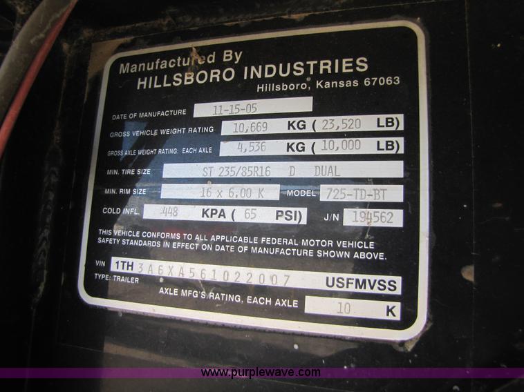 image for item 5123 2006 Hillsboro goose neck trailer